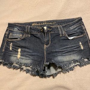 Short shorts